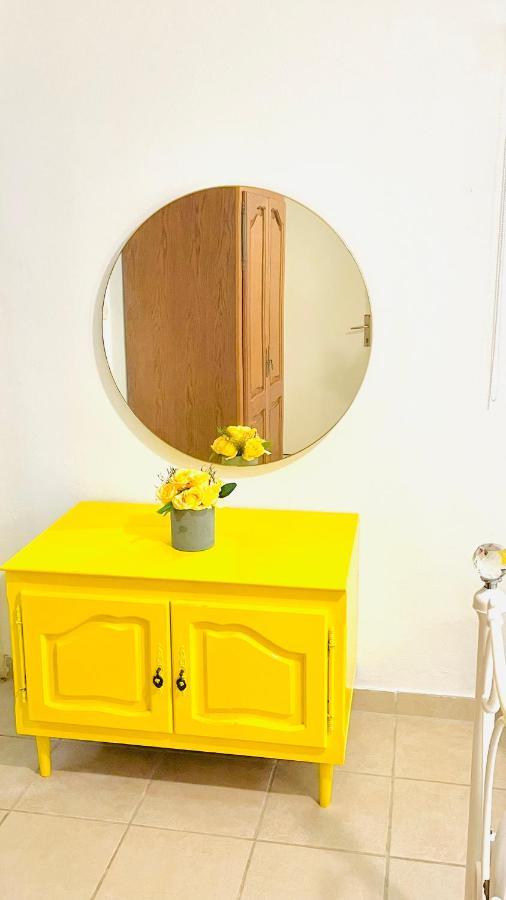Colorful And Happy Apartment Sukosan - With Parking ภายนอก รูปภาพ