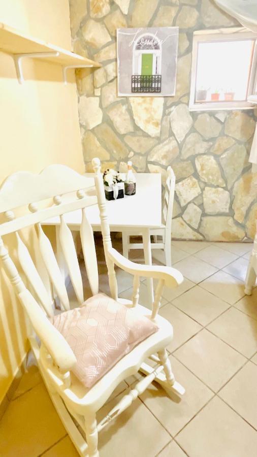 Colorful And Happy Apartment Sukosan - With Parking ภายนอก รูปภาพ