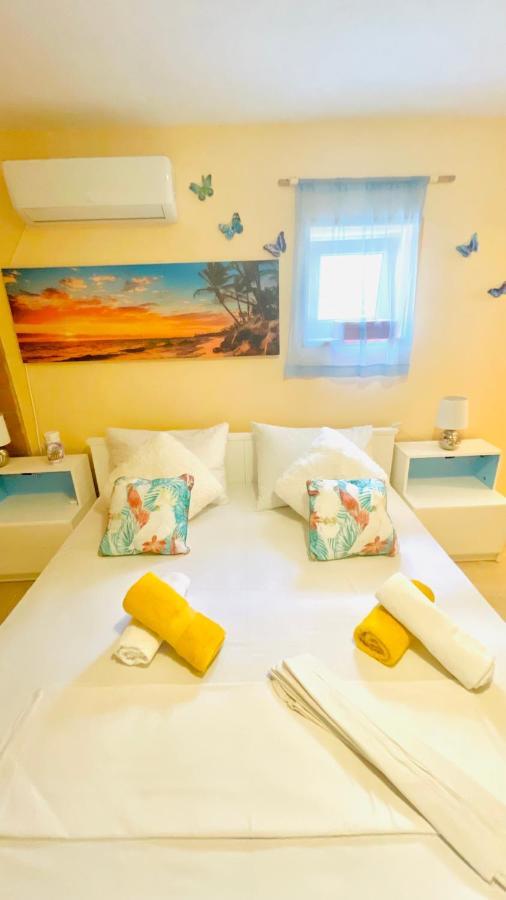 Colorful And Happy Apartment Sukosan - With Parking ภายนอก รูปภาพ